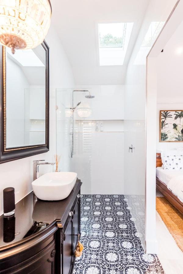 Pengelly's Boutique Private * Buderim
